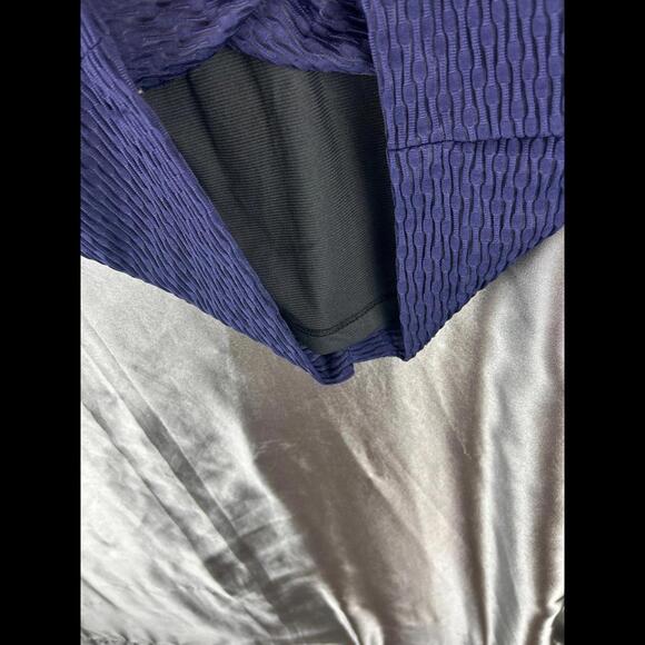 Eci New York pencil skirt with inner liner size small - Picture 2 of 8